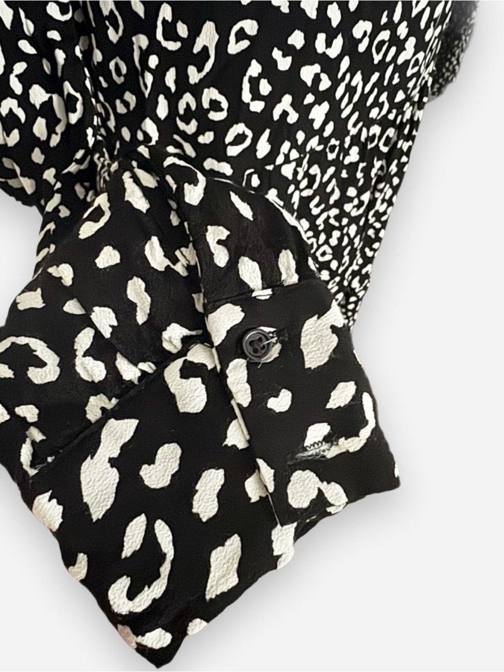 bohme Black & White Leopard-Print Long Sleeve Tiered Dress - Picture 3 of 13